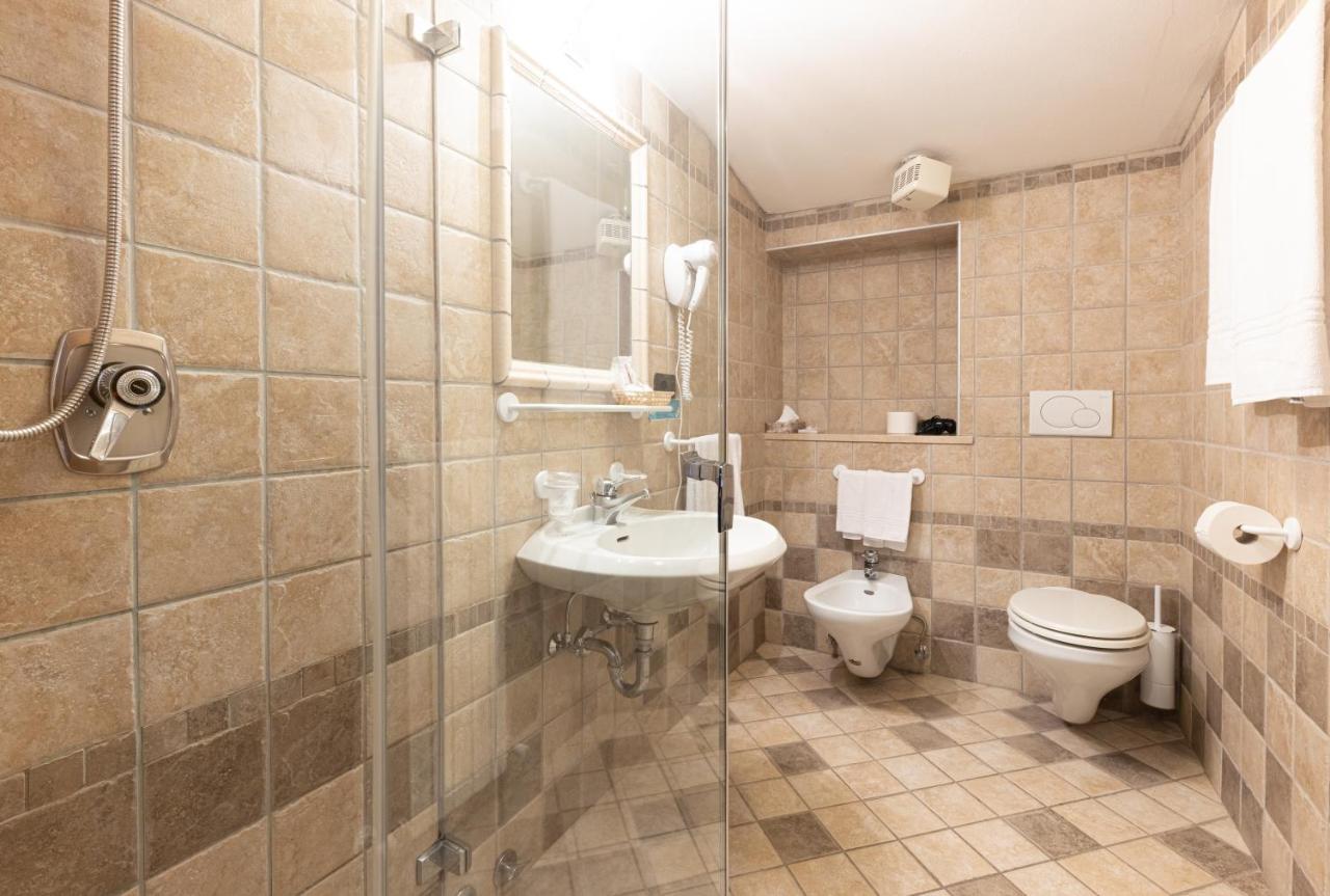 Hotel Piereni